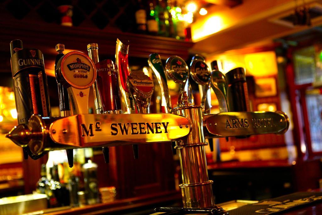 Mcsweeney Arms Hotel Κιλάρνεϊ Εξωτερικό φωτογραφία