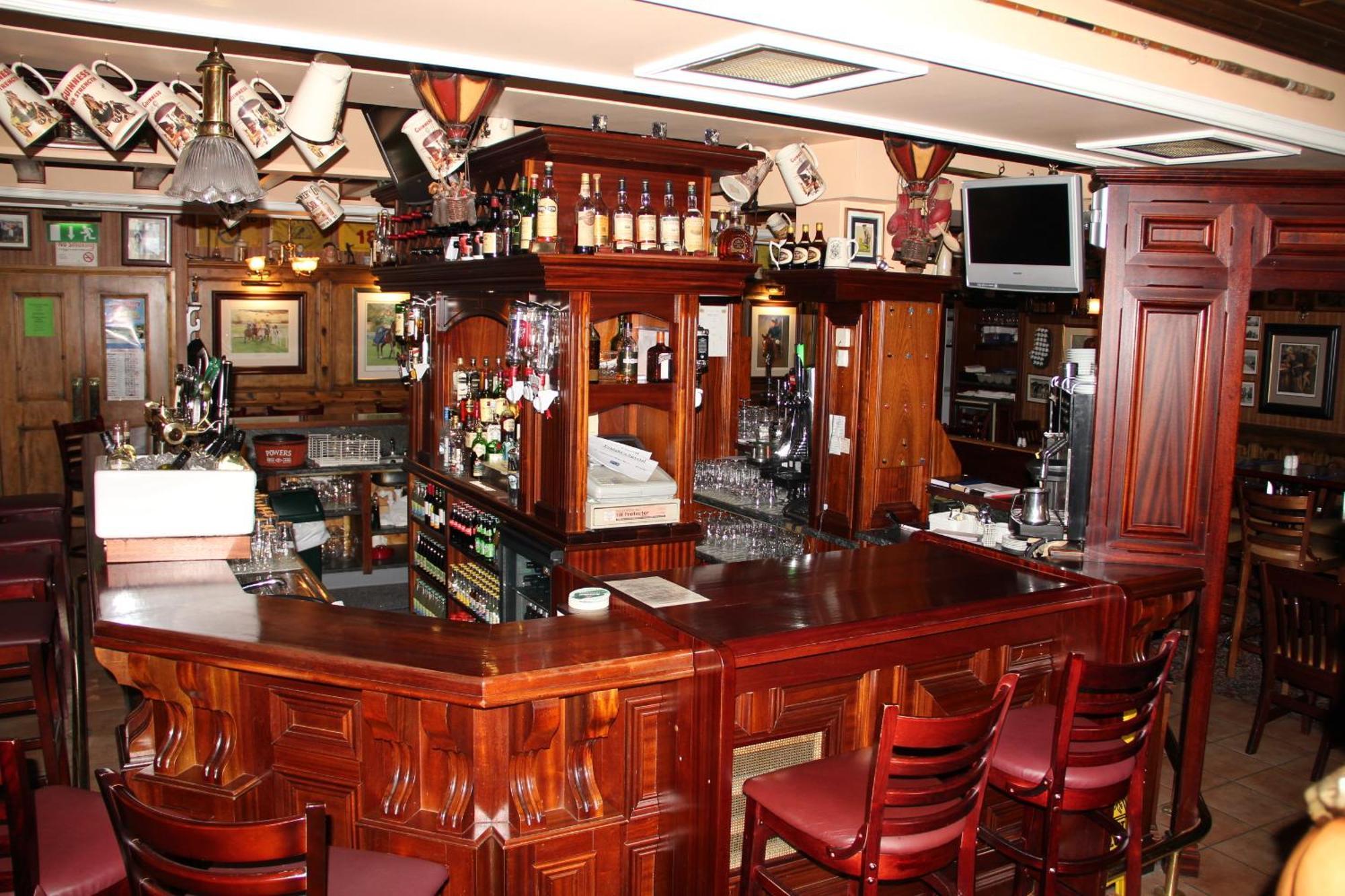 Mcsweeney Arms Hotel Κιλάρνεϊ Εξωτερικό φωτογραφία