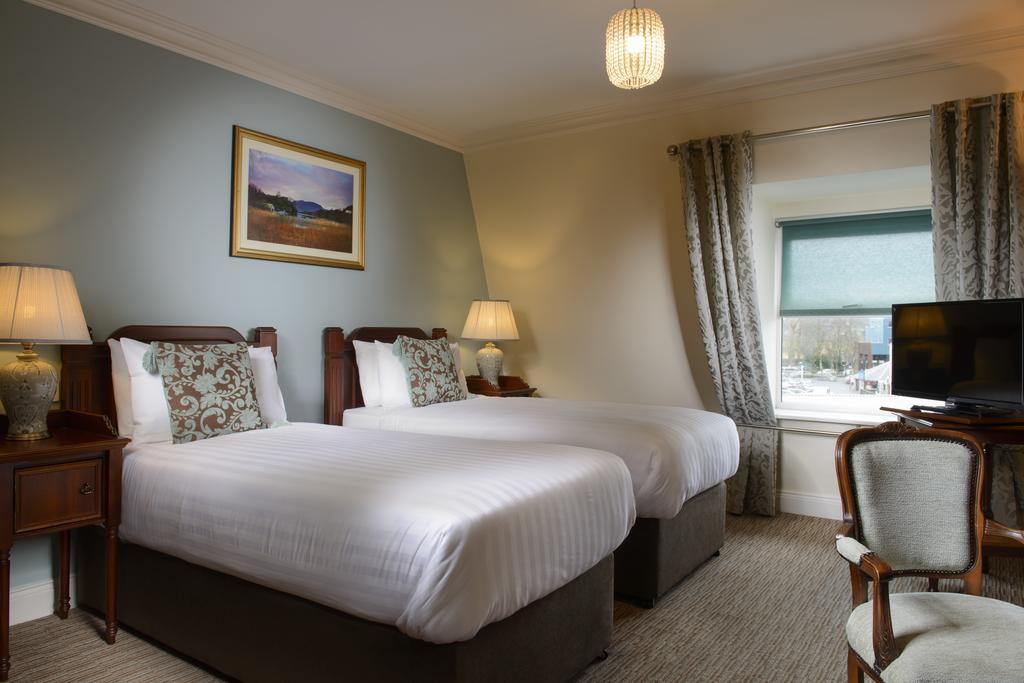 Mcsweeney Arms Hotel Κιλάρνεϊ Εξωτερικό φωτογραφία
