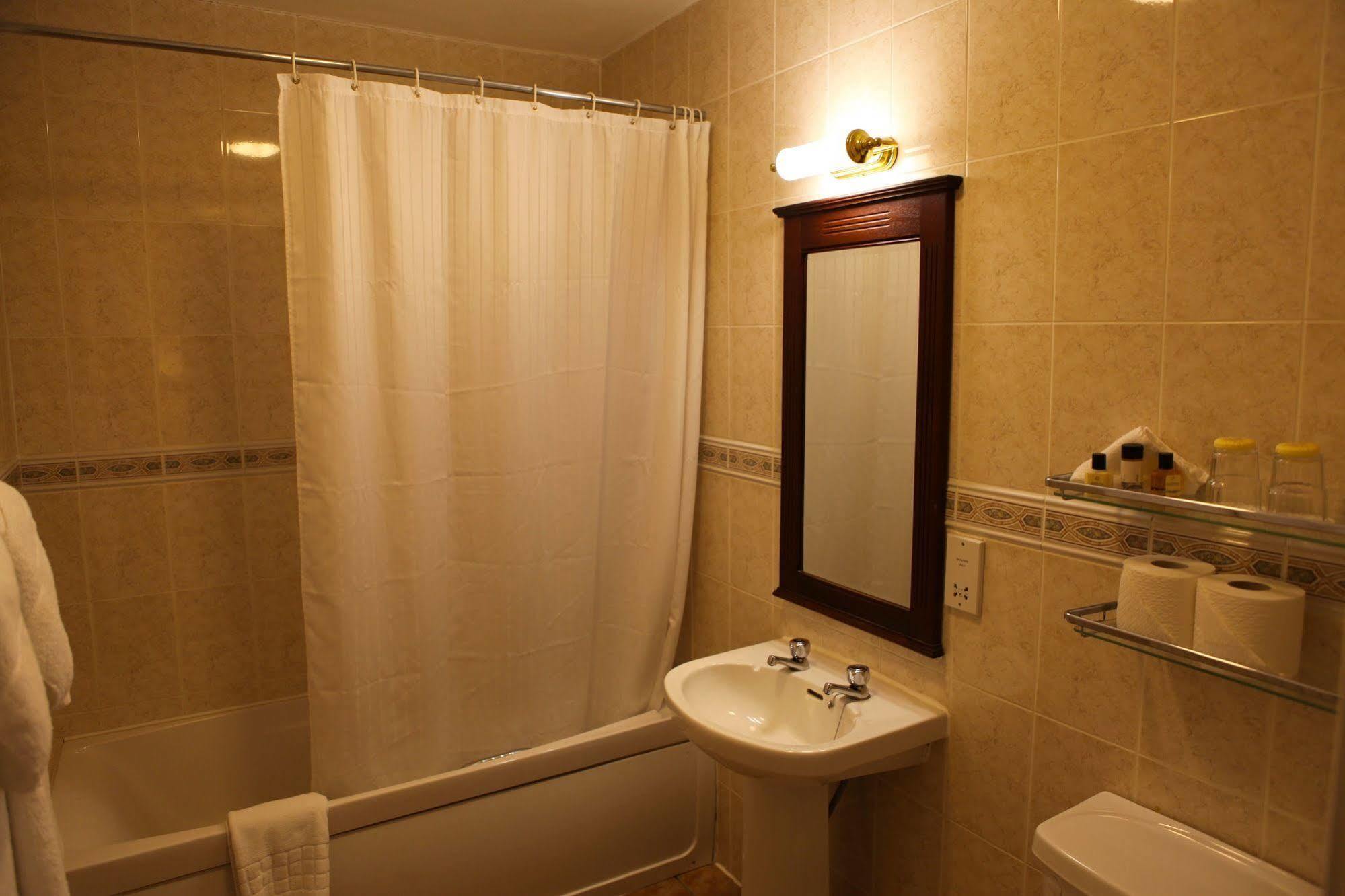 Mcsweeney Arms Hotel Κιλάρνεϊ Εξωτερικό φωτογραφία